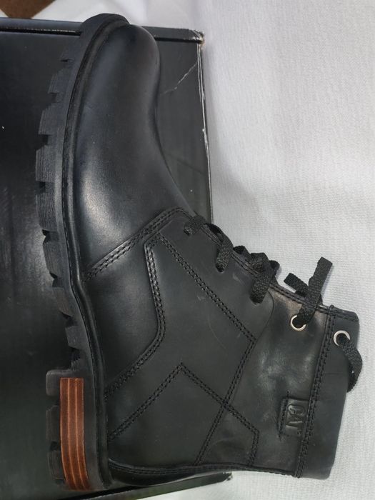 Чудесни мъжки боти от естествена кожа CAT №44