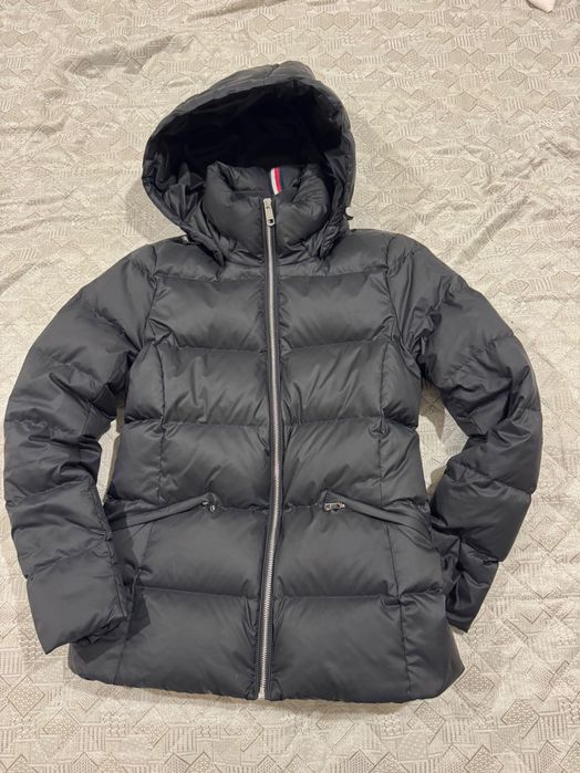 Дамско зимно яке Tommy Hilfiger