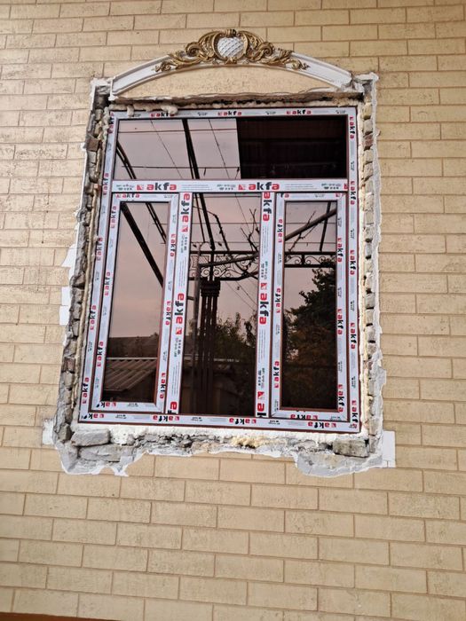 Alyumin Akfa romlar. Yangi o’rnatilgan.