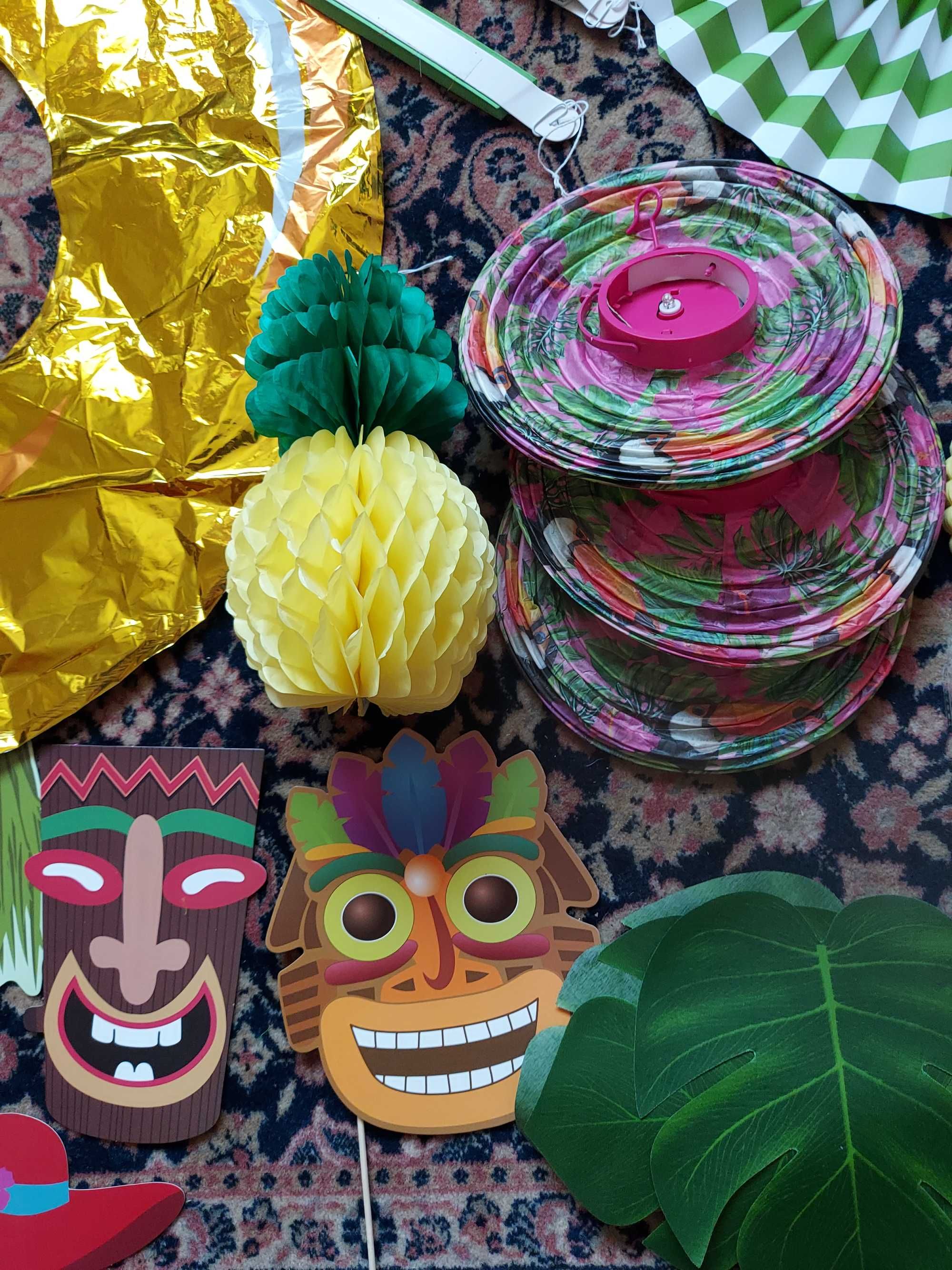 Decorațiuni petrecere stil hawaiian