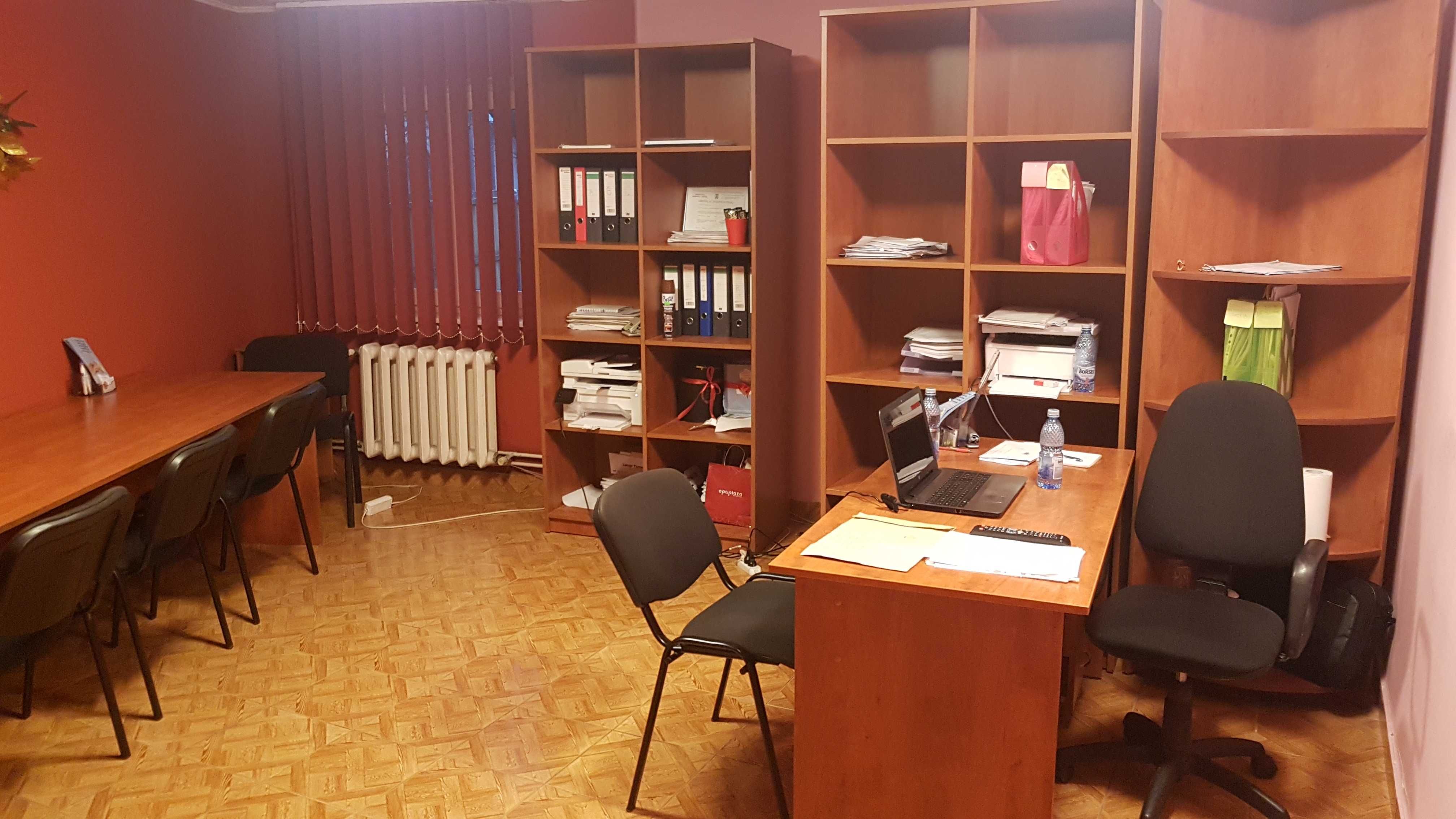 Inchiriez Birouri amenajate modern