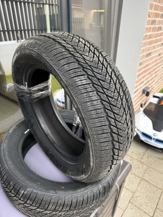 Anvelope iarna 205/55/16 powertrac snowtour pro NOI