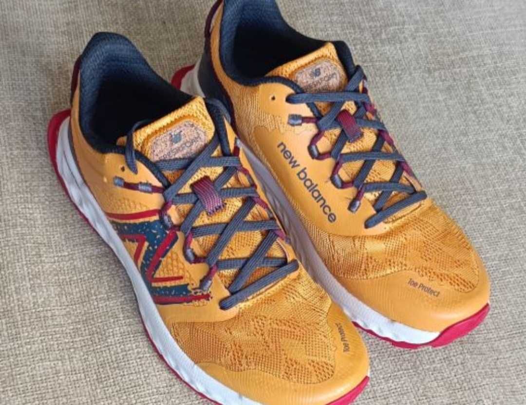 Маратонки NEW BALANCE Garoe и ELLESSE Noah. Размери 43 и 44. Нови.