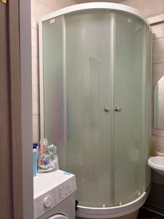 Продам душевую, в хорошем состоянии