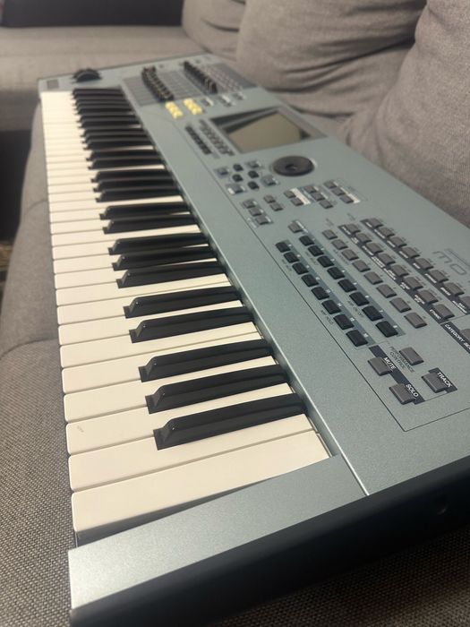 Vand Yamaha Motif XS6
