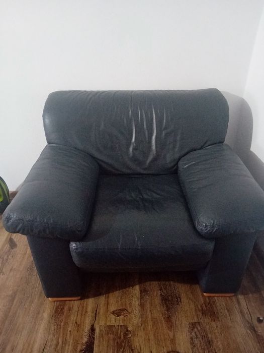 Fotoliu piele stare buna ×