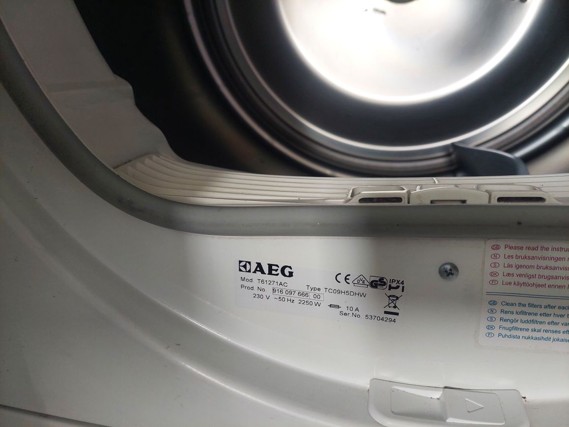 Сушилня Aeg  7кг