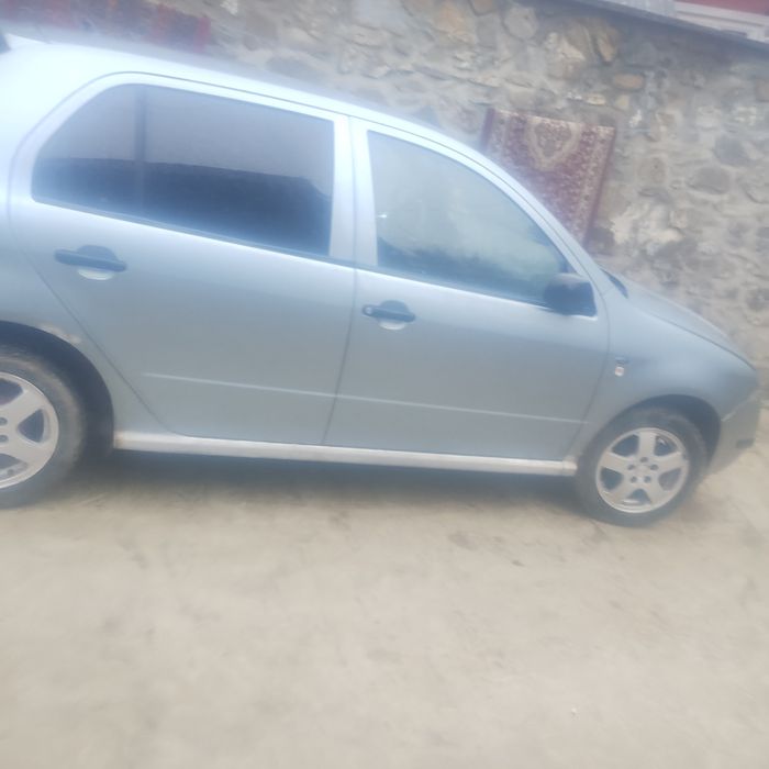 Vând Skoda Fabia 14 mpi  2500 lei