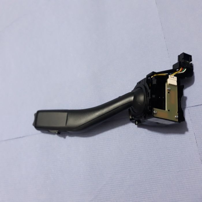 Maneta pilot tempomat volkswagen vw golf 5 cod 1k0953513f, 1K0953513G