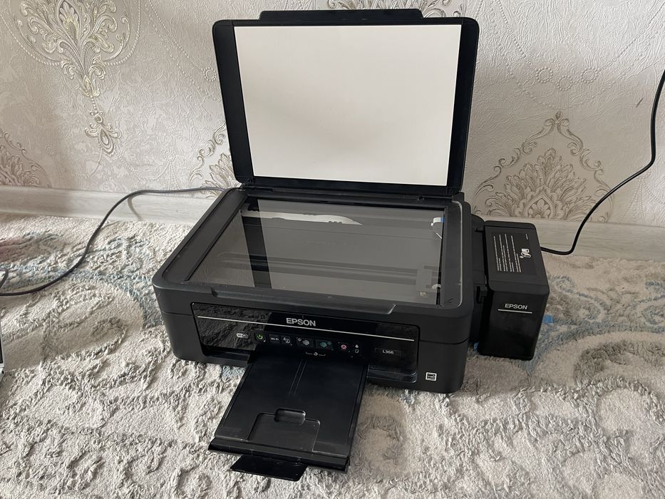 Продам 3в1 цветной принтер Epson L366