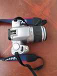 Canon  EOS 300  v