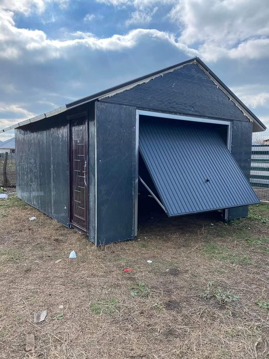 Garaj metalic izolat, producție și montaj rapid