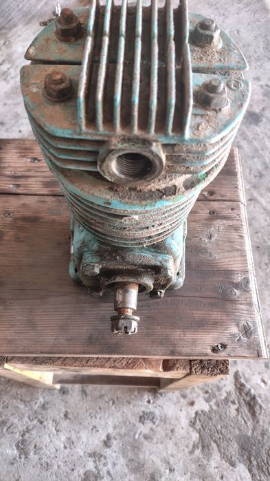 Cap compresor tractor U 650 și 445