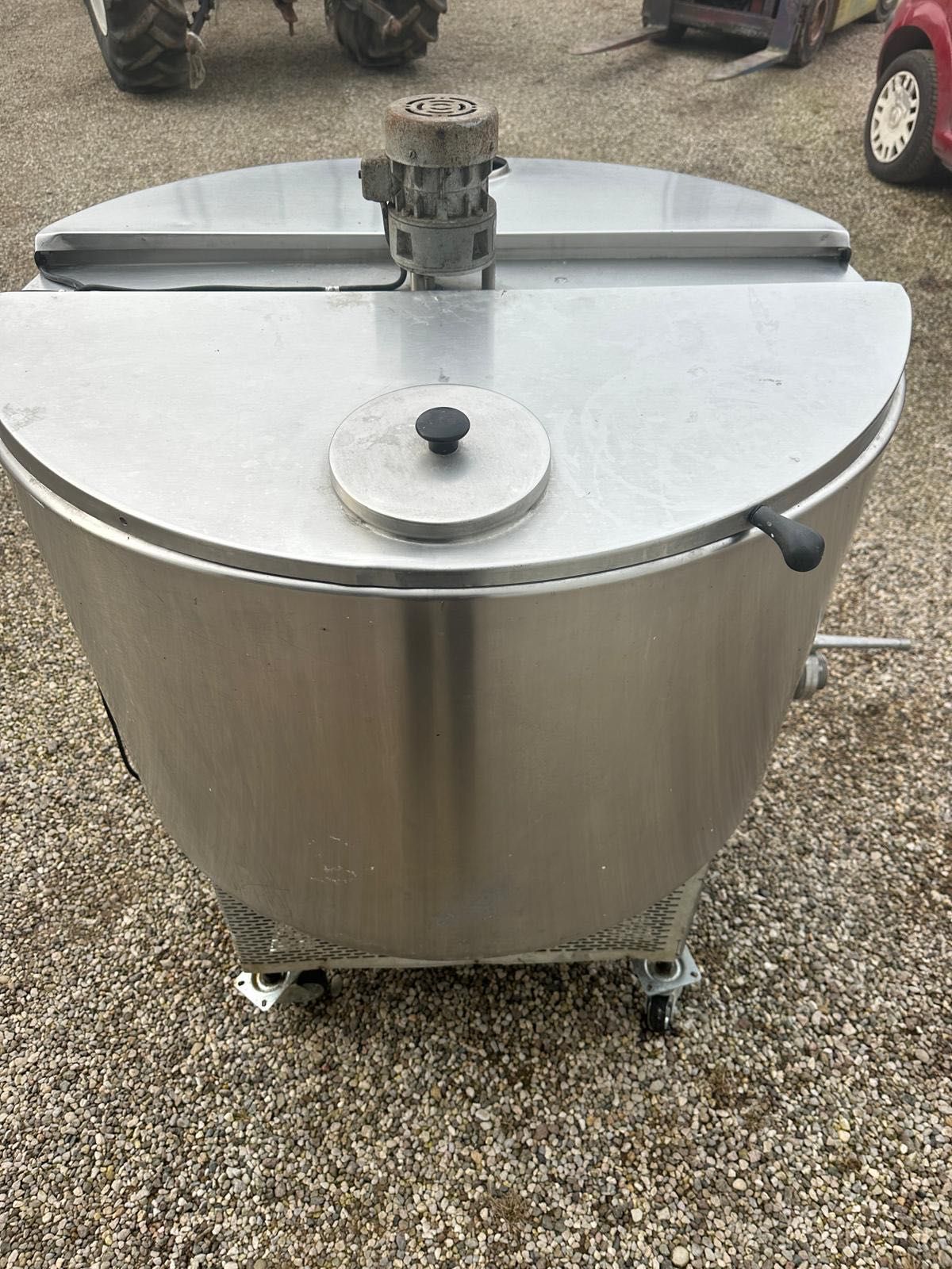 Racitor lapte 400 l / tanc racire 220 V