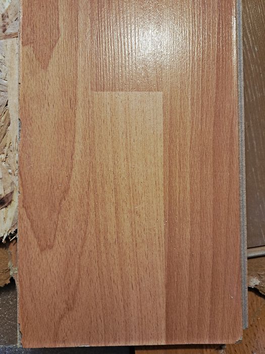 Отдам ламинат б/у