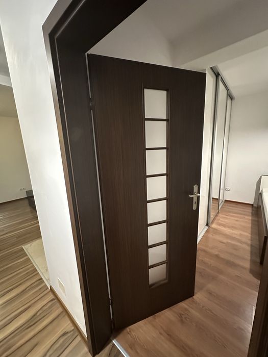 3 usi de interior Porta