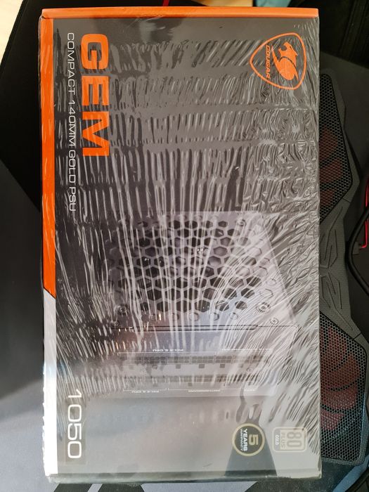 Sursă gaming 1050W 80+ Gold – Nouă