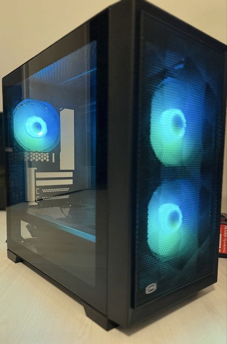 Carcasă Gaming SEGOTEP cu geam securizat + 3 ventilatoare RGB