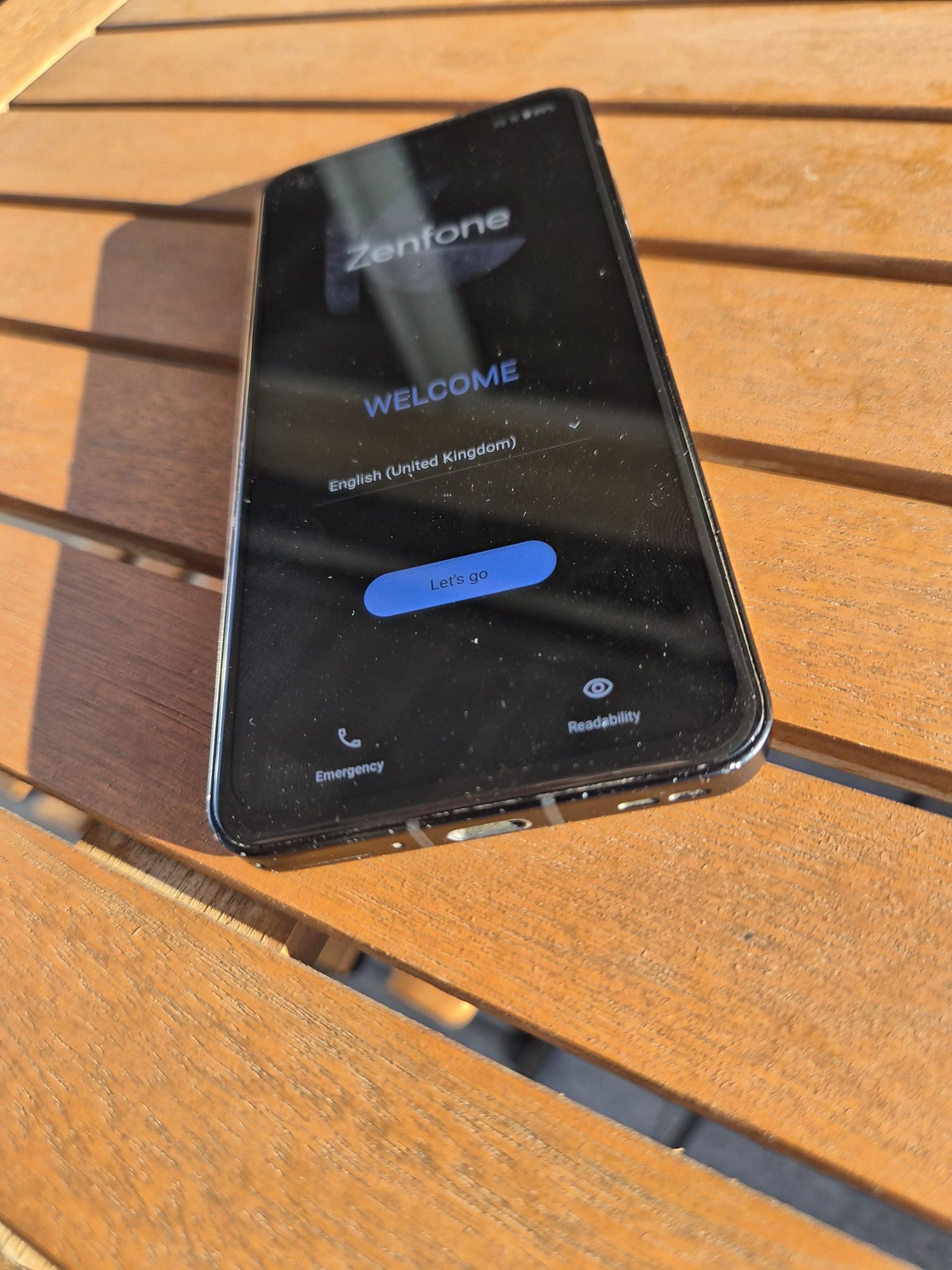 Смартфон Asus Zenfone 10