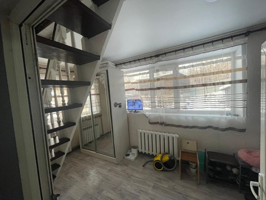 Продается кирпичный дом.