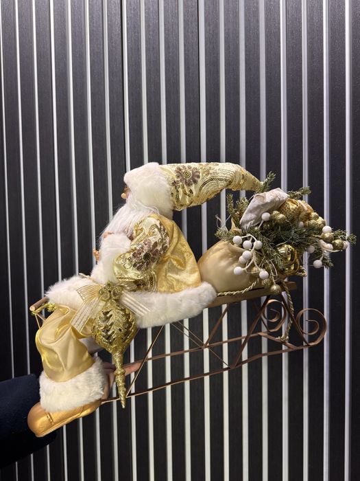 Новогодние дед морозы