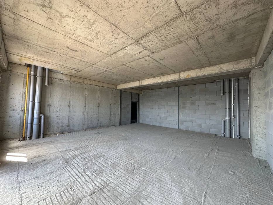 138 кв/м Квартира сотилади (каробка) 8 этаж, Хонабод Авеню