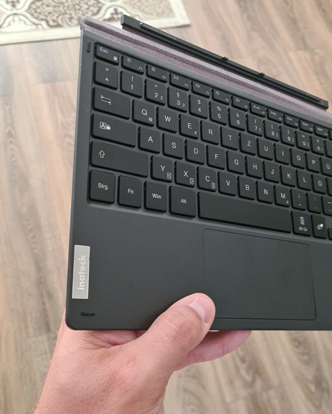 Husa cu tastatura pentru Surface Pro 7/7+/6/5/4, Backlight, Noi