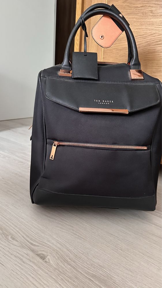 Troler business elegant Ted Baker