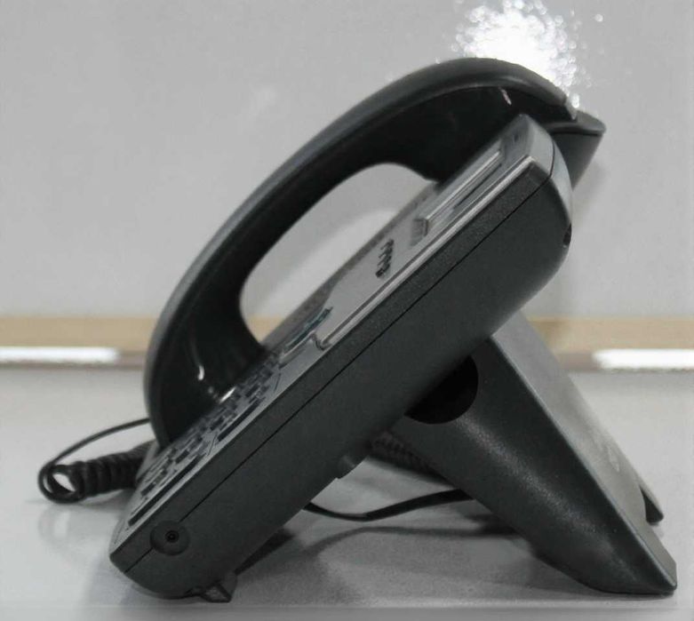 IP Телефон Cisco SPA502G