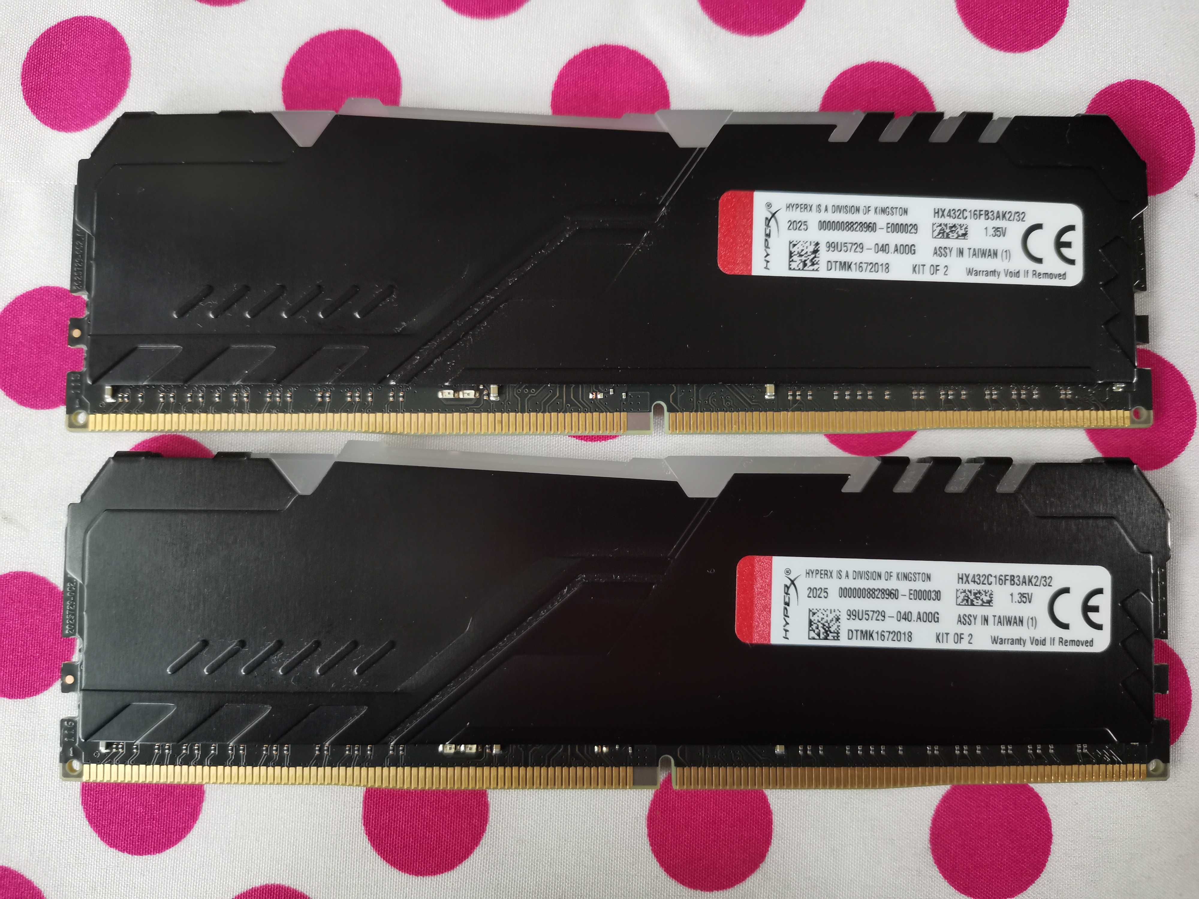 Kit Memorie HyperX Fury RGB 32GB DDR4 3200MHz CL16.