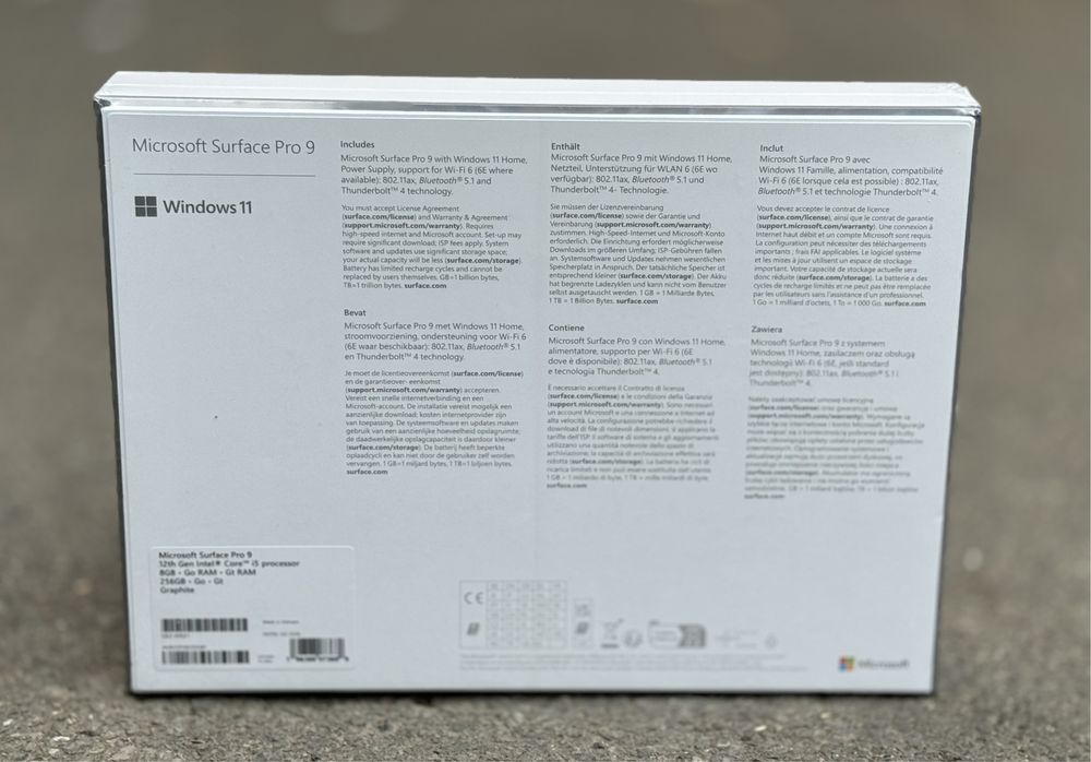НОВ!!! Таблет Microsoft Surface Pro 9, Core i5-1245U, 13”, 8GB RAM,256