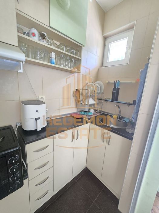 Продава се Тристаен апартамент в Варна, Център - 83 кв.м за 2410 €/кв.м - Снимка #3