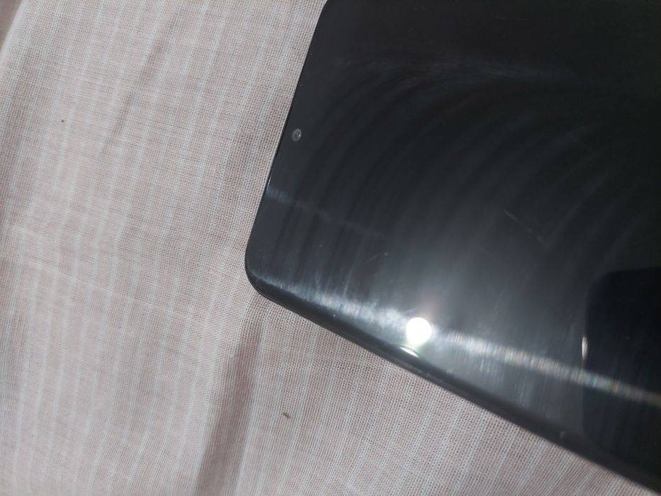Samsung Galaxy A20 e , funcțional , resetat , ușoare defecte