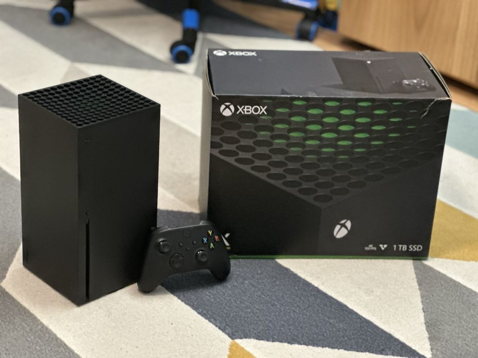 Game console XBOX SERIES X 1TB