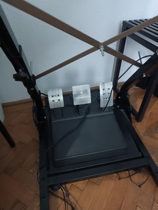 Volan gaming cu pedale Trust master T150