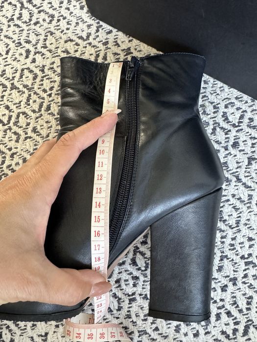 Дамски боти от естествена кожа