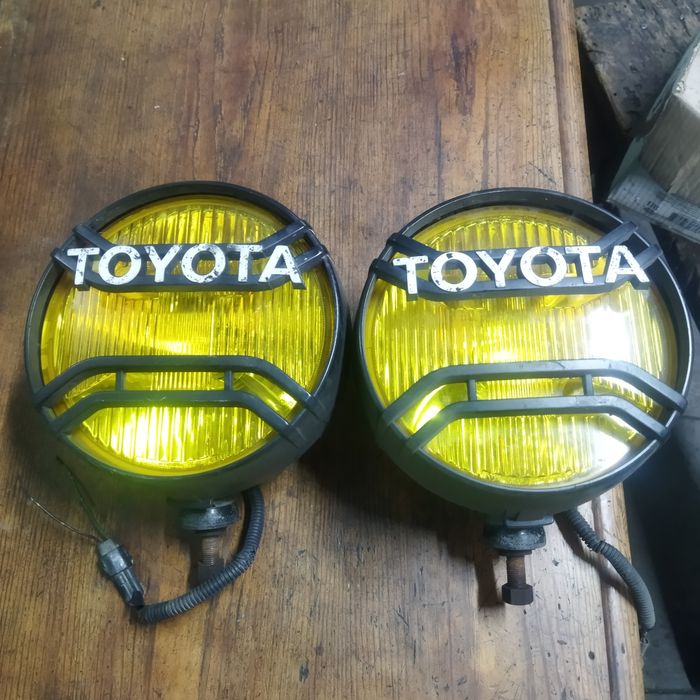 Продам противотуманные фары