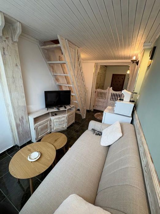 Дава се под наем Едностаен апартамент в София, Лозенец - 25 кв.м за 375 € - Снимка #1