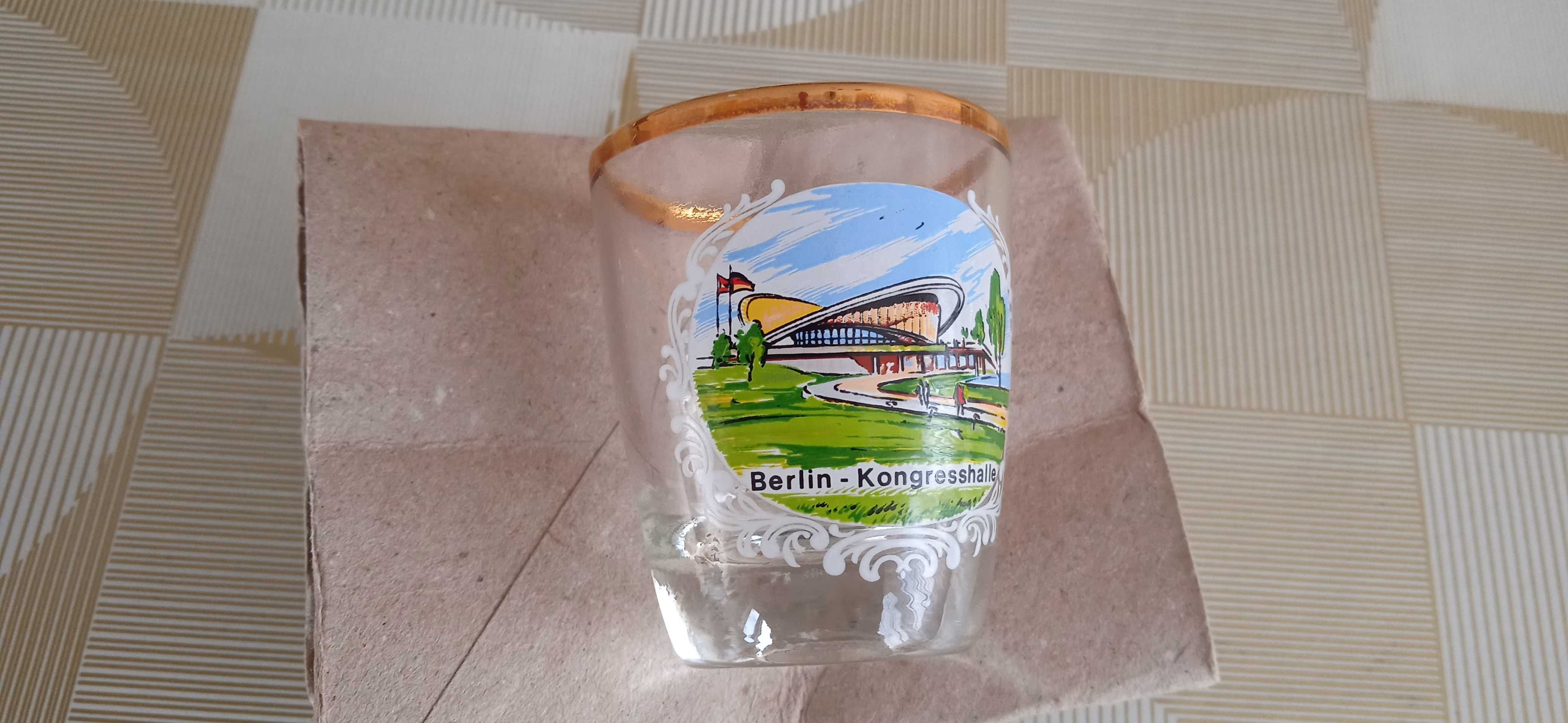 Сувенирни чашки Берлин