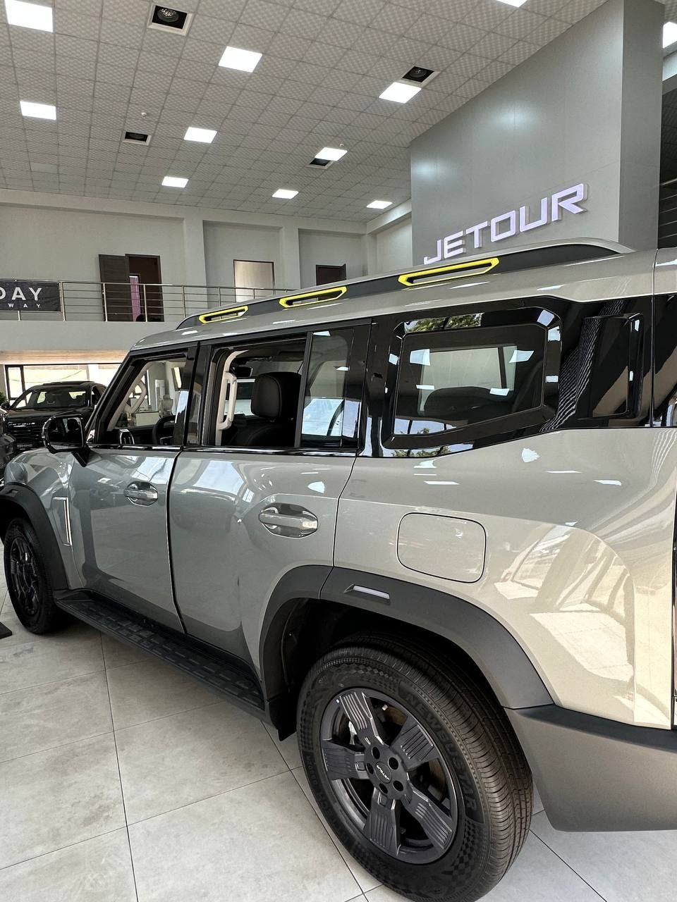 Sotuvda Jetour T2