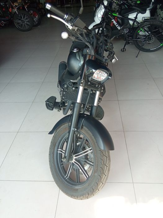 Мотоцикл Lifan 200