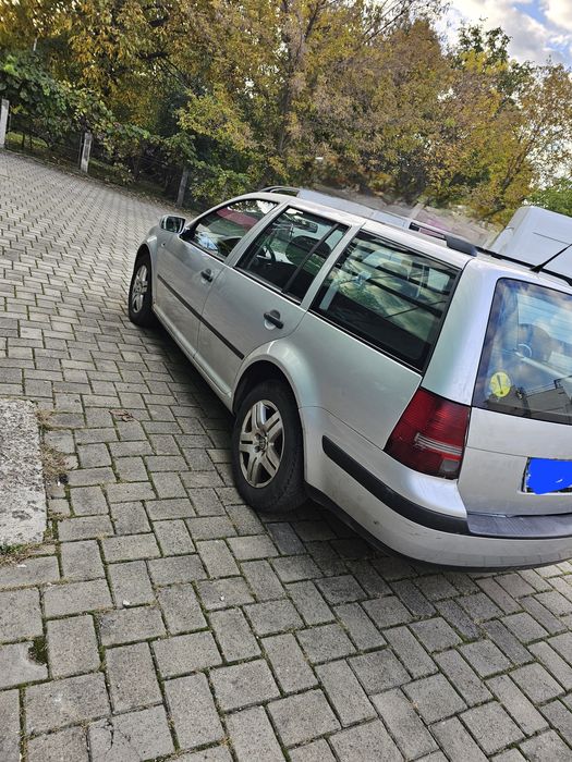 Vând wolkswagen golf 4