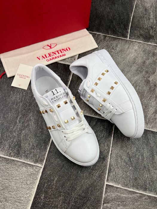 Adidasi Valentino Noi !!! Marimi 40/44 !!!