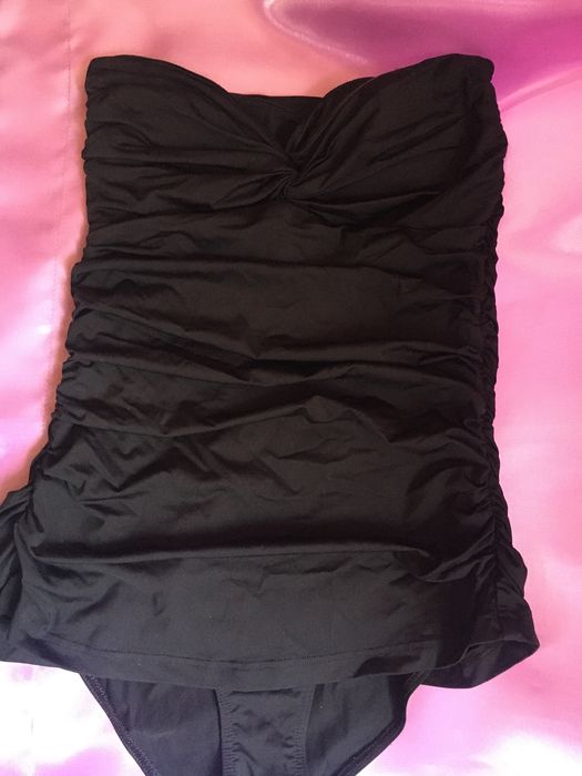 Продаётся купальник фирменный 42-44 Asos swim
