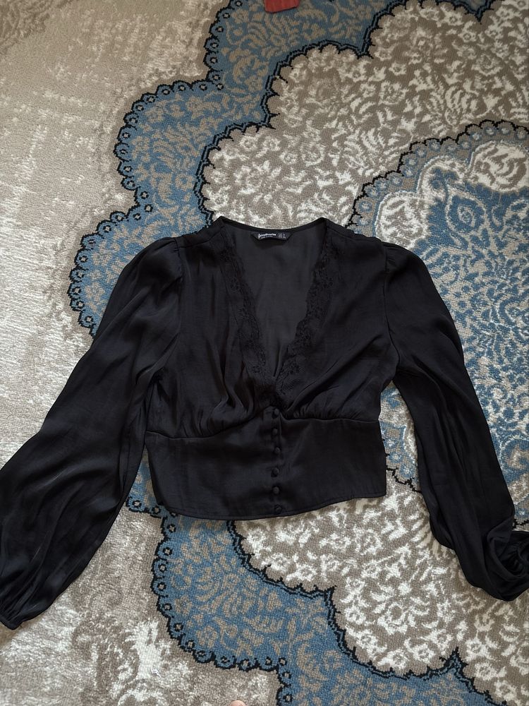 Кофточка от Stradivarius