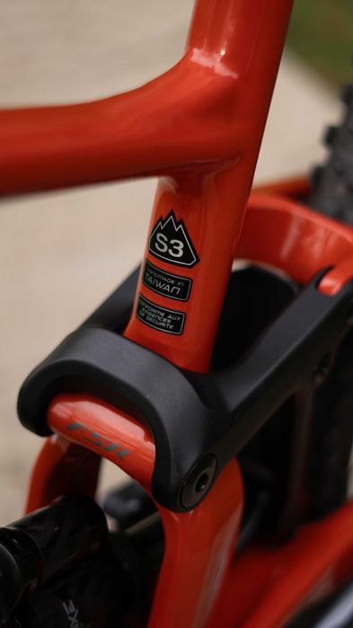 Топ ендуро велосипед Specialized Enduro 2024, Carbon