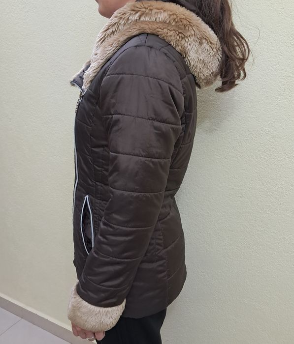 Продавам яке, размер 36 (s)