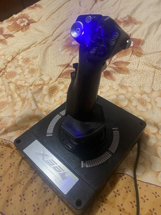 Joystick X56 Flight H.O.T.A.S.