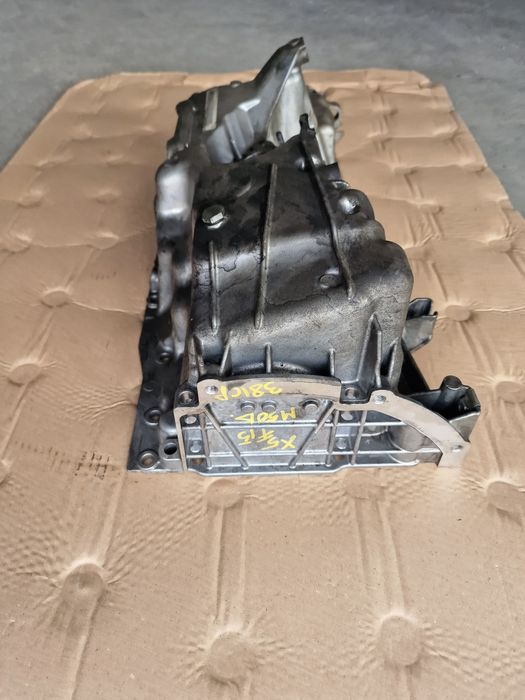 Baie ulei xd xdrive bmw f15 f16 x5 x6 m50 n57d30c 381cp/8574040
