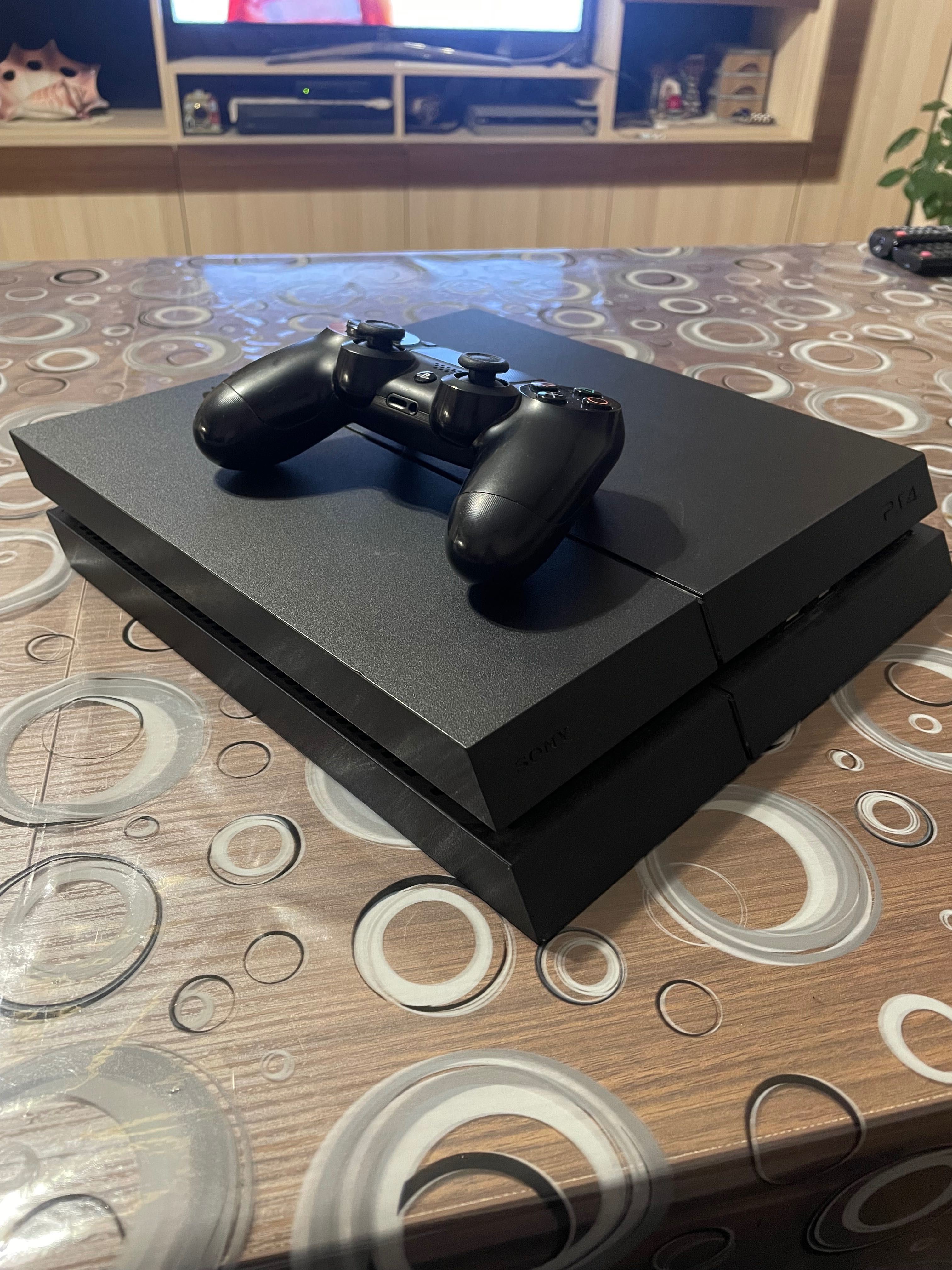 Конзола Sony Playstation 4, 1 TB, Черна 8 игри